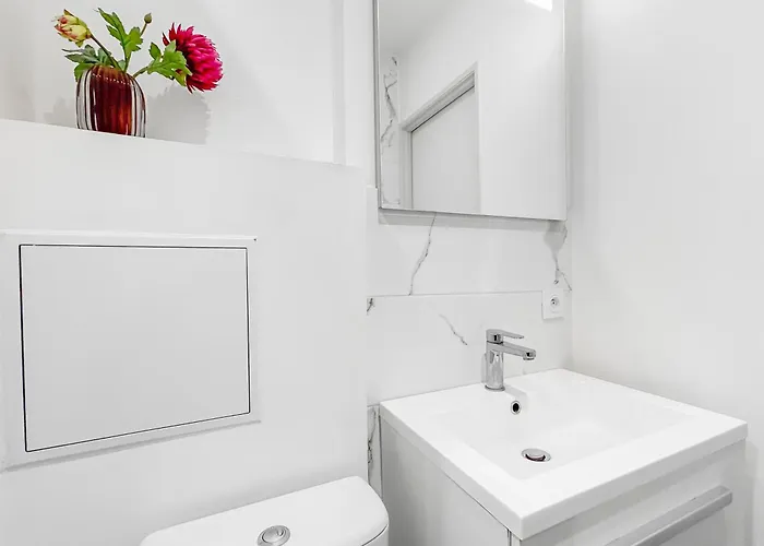 Moderne T3, Central, Calme Et Connecte Appartement *